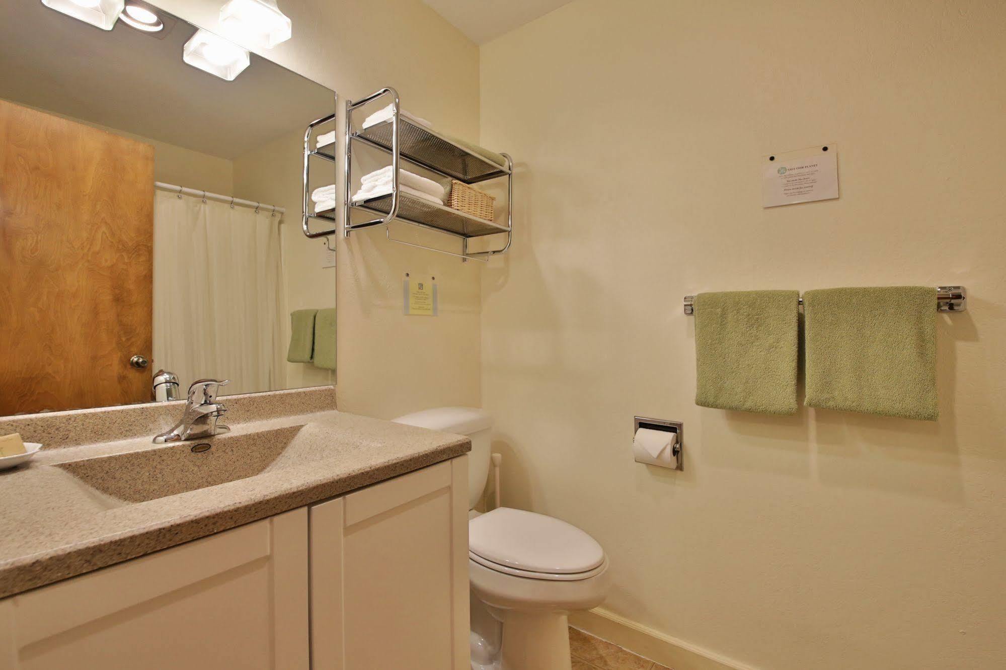 Freeland Harbor Inn מראה חיצוני תמונה