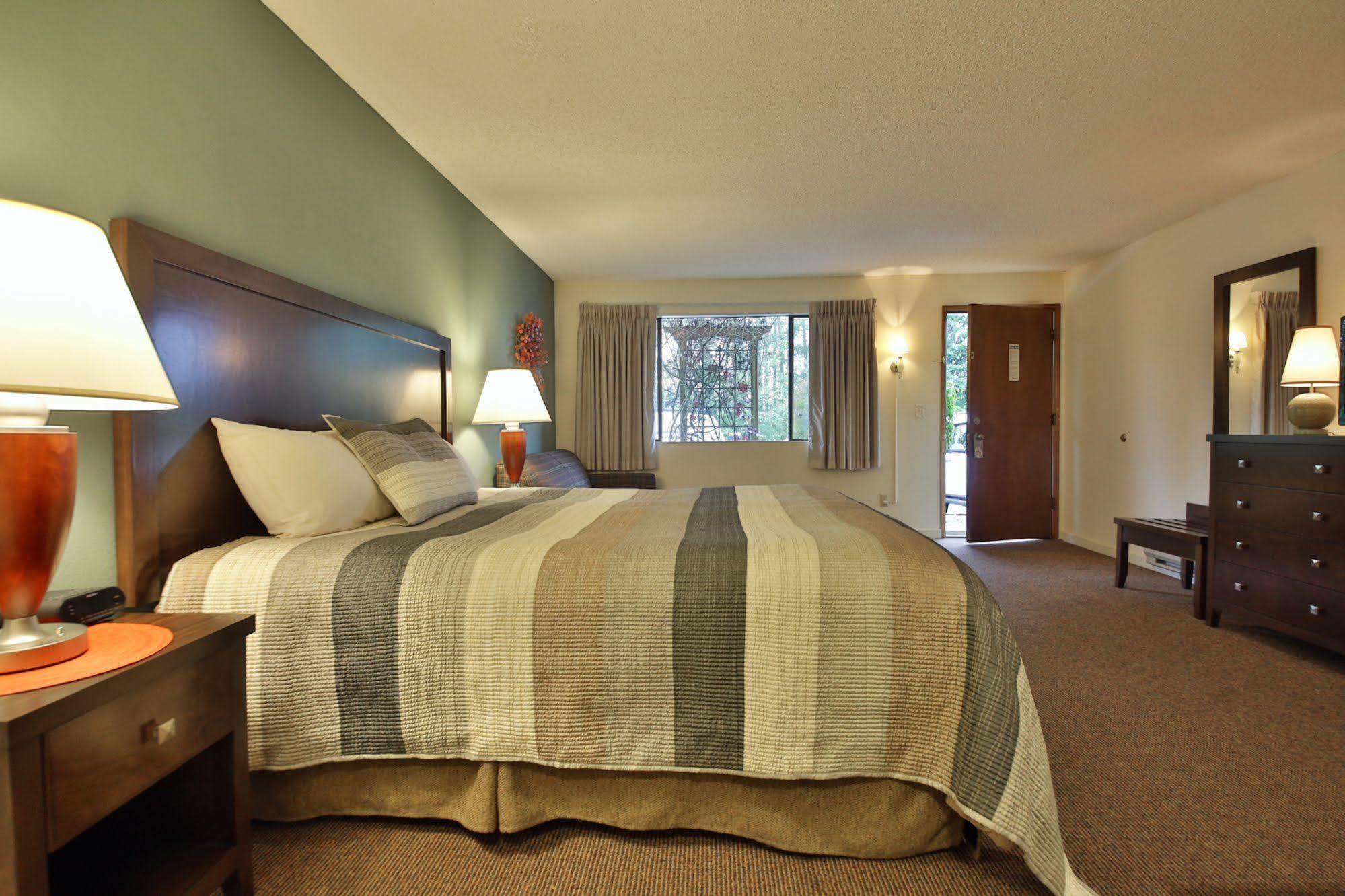Freeland Harbor Inn מראה חיצוני תמונה